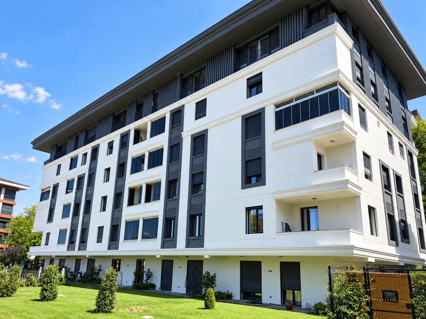 Proje Kuvars bloklarının tamamlanmış dış cephesi