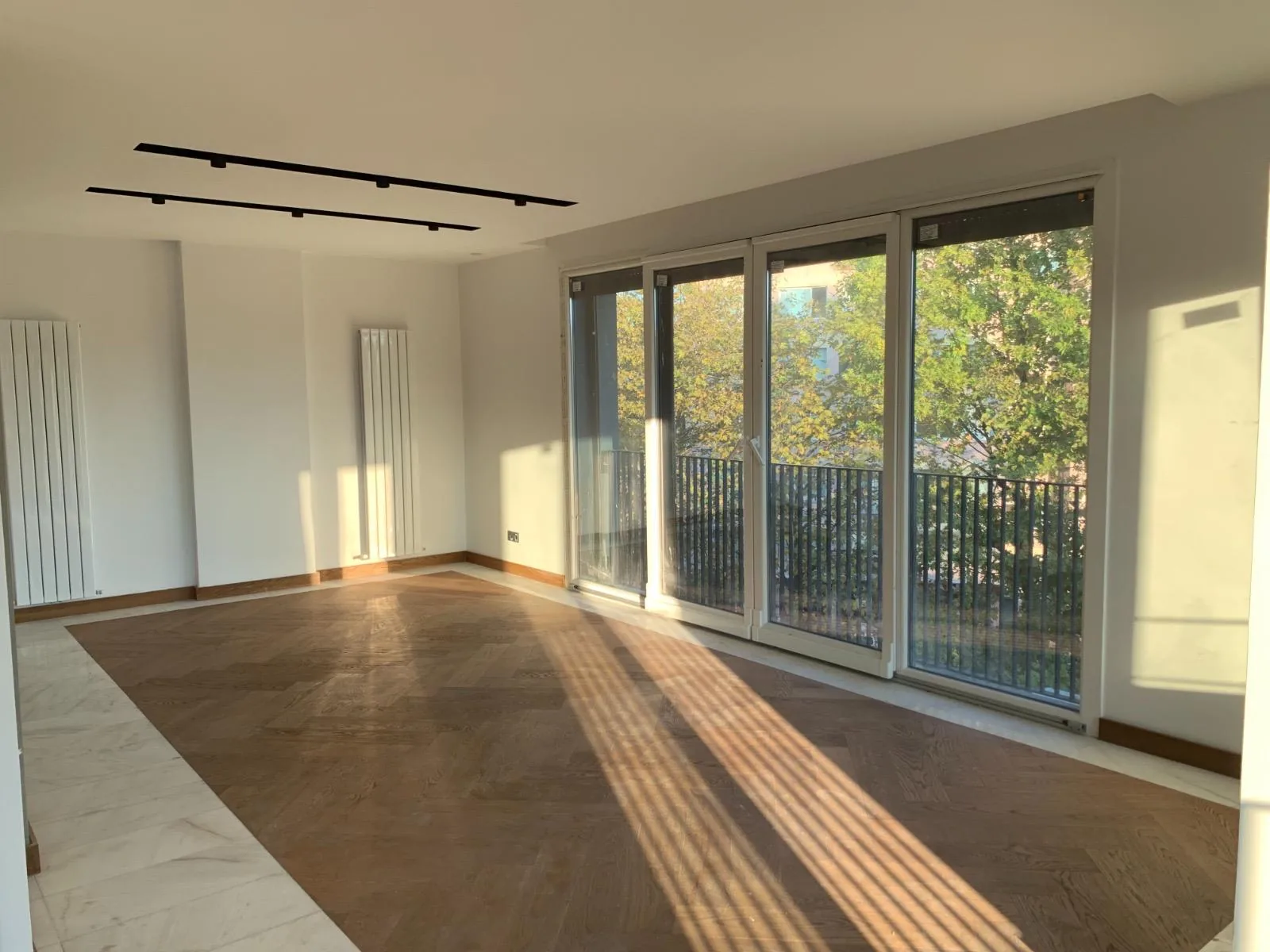 Proje Topaz iç mekânı, salon fotoğrafı
